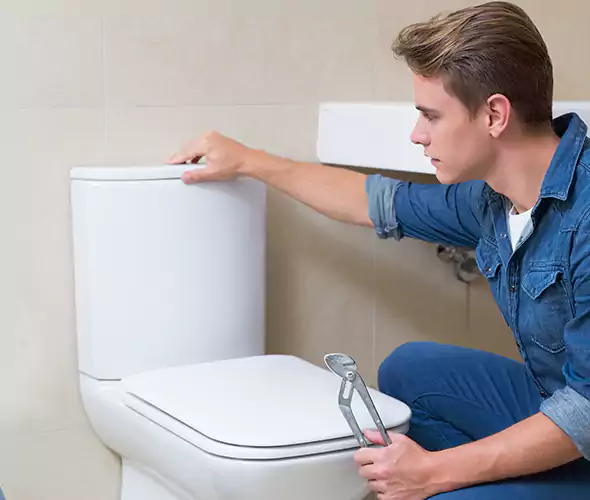 Expert Plumber for Toilet Replacement in East Point, GA: Schedule Affordable Toilet Replacement Services with Us